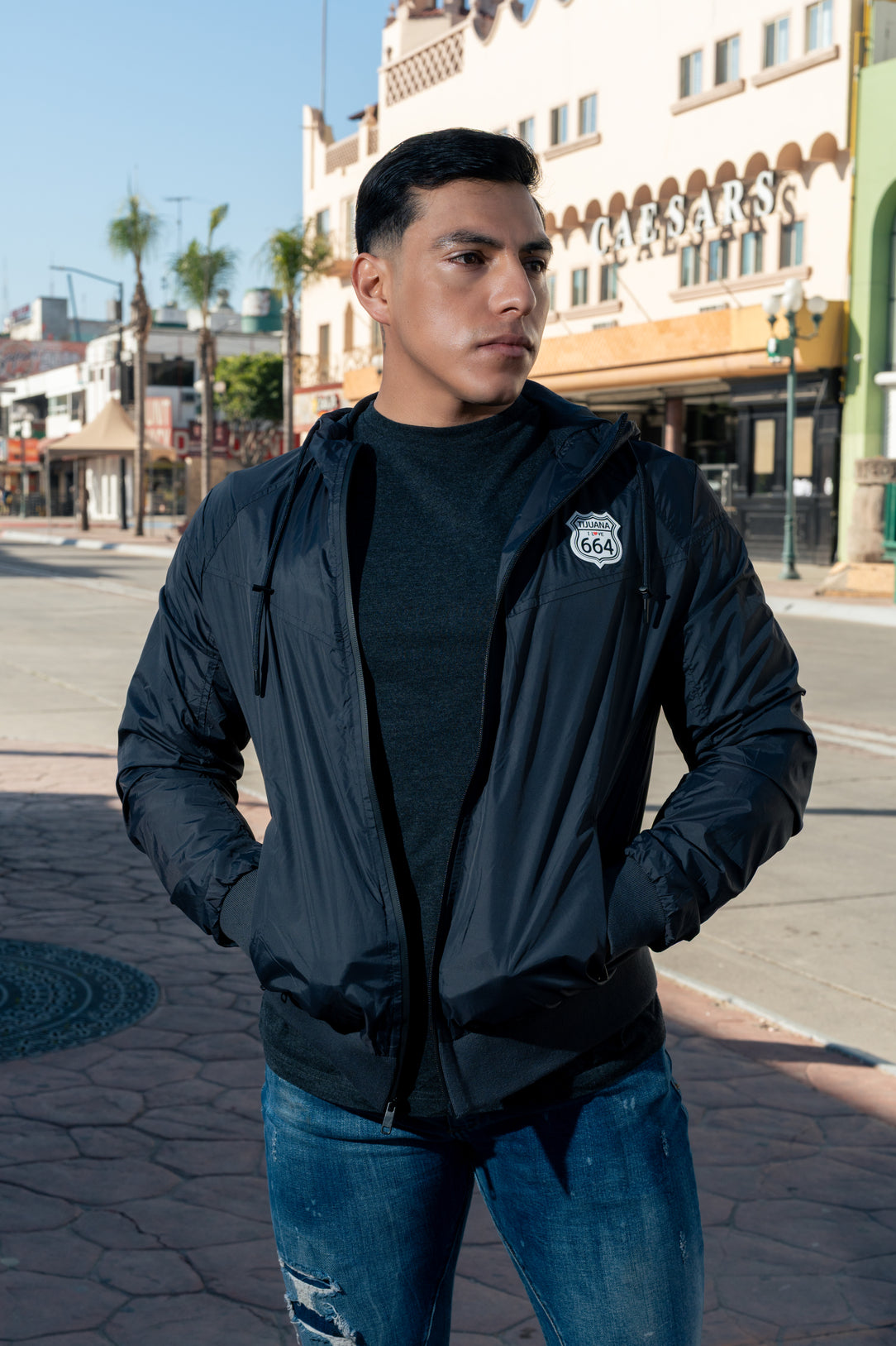 CHAMARRA ROMPEVIENTOS 664 NEGRO – I Love 664 Tijuana