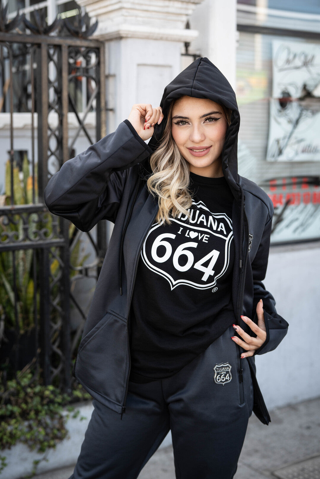 CHAMARRA DEPORTIVA - GRIS
