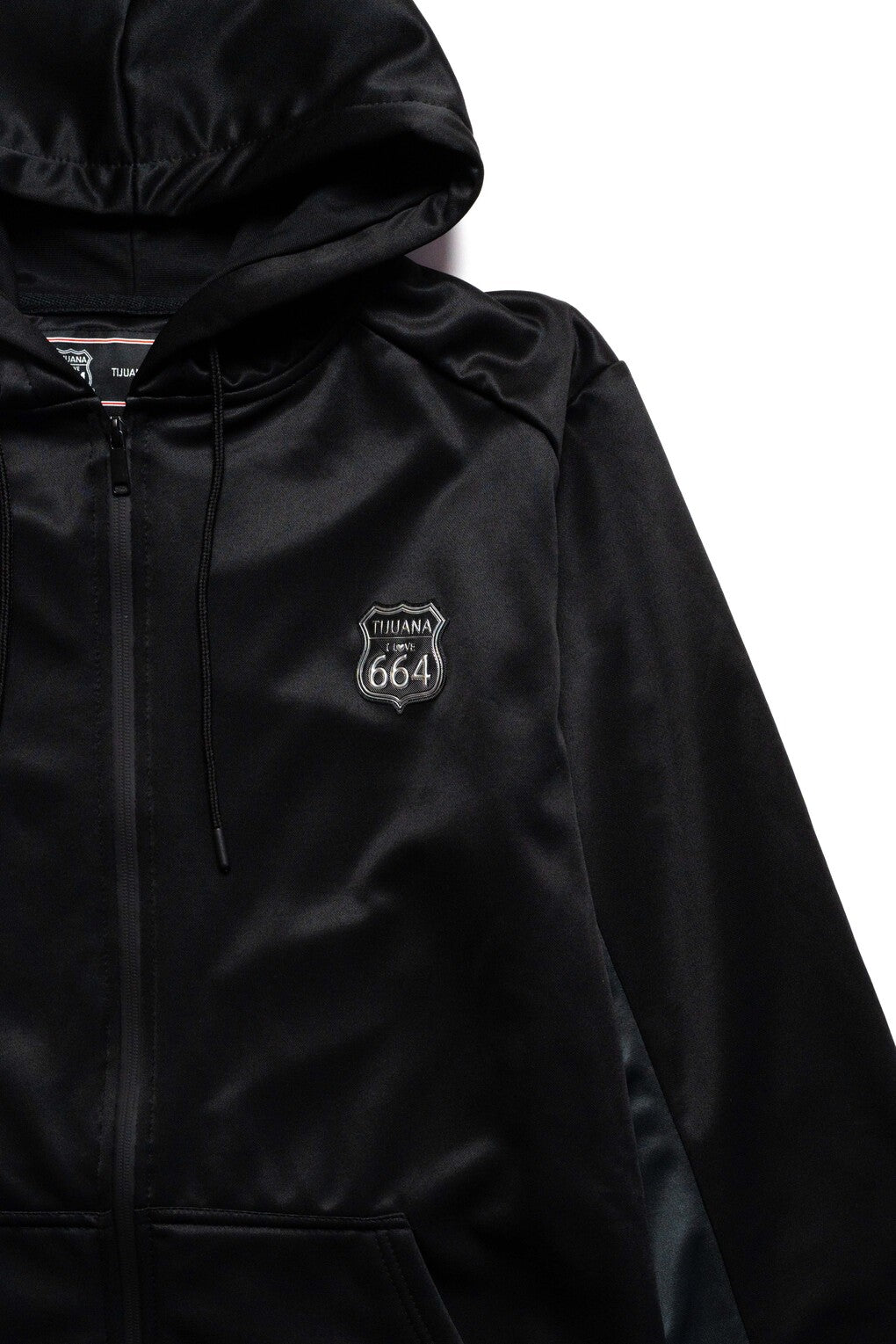 CHAMARRA DEPORTIVA - NEGRA