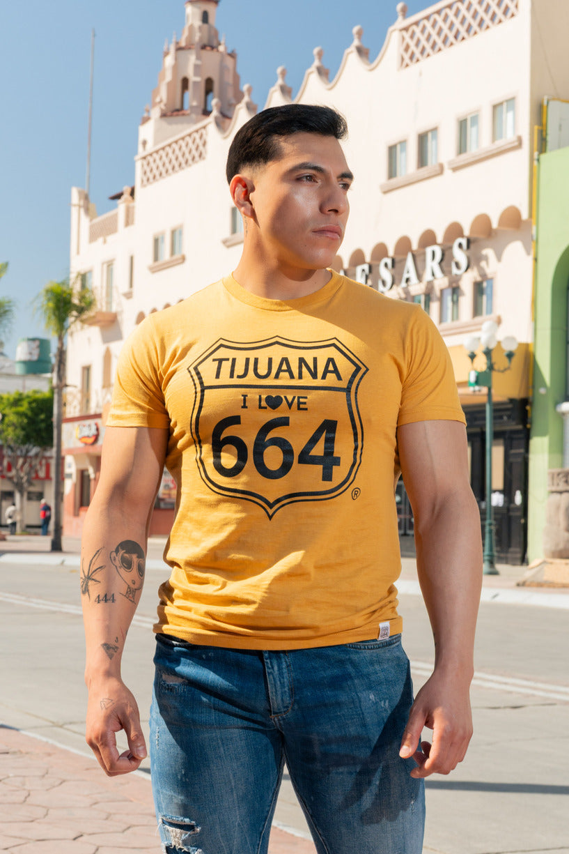 PLAYERA HOMBRE TIJUANA 664 - MOSTAZA