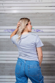 PLAYERA MUJER TJ - GRIS