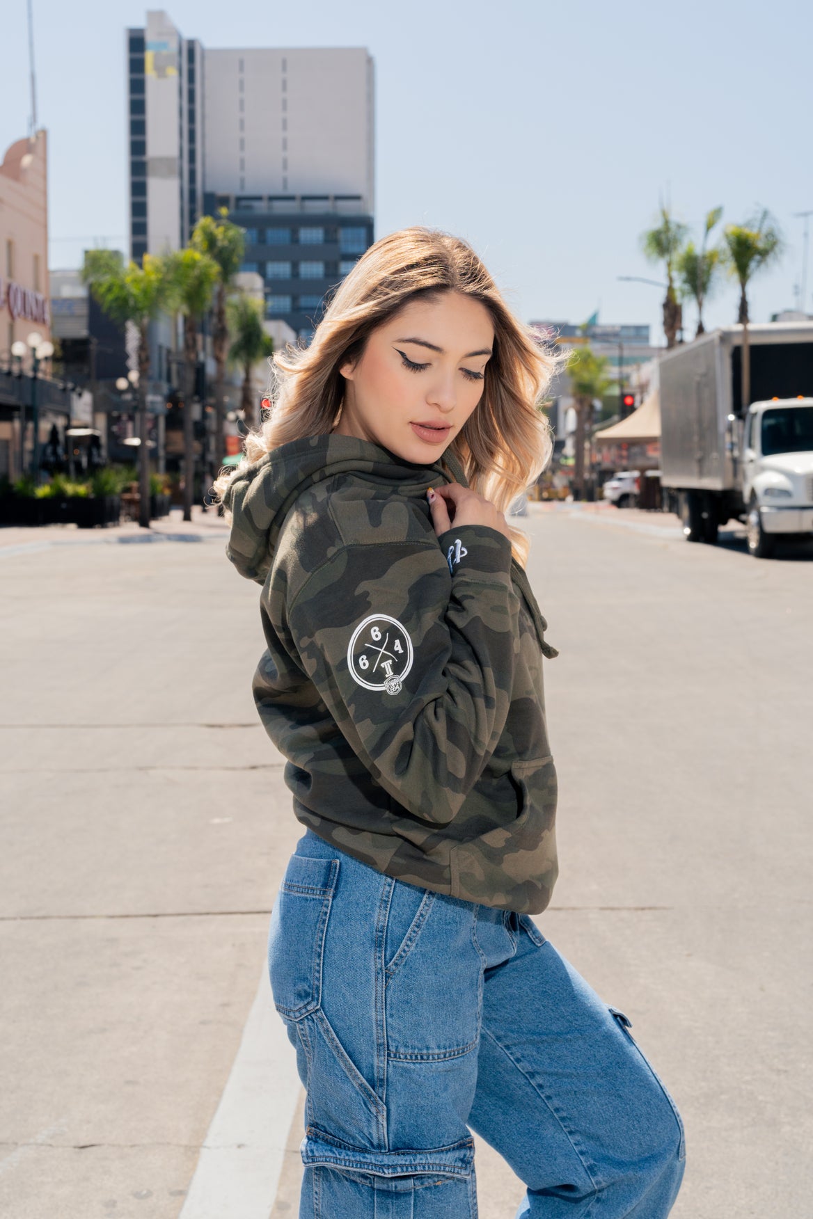 SUDADERA CAMUFLAJE - VERDE