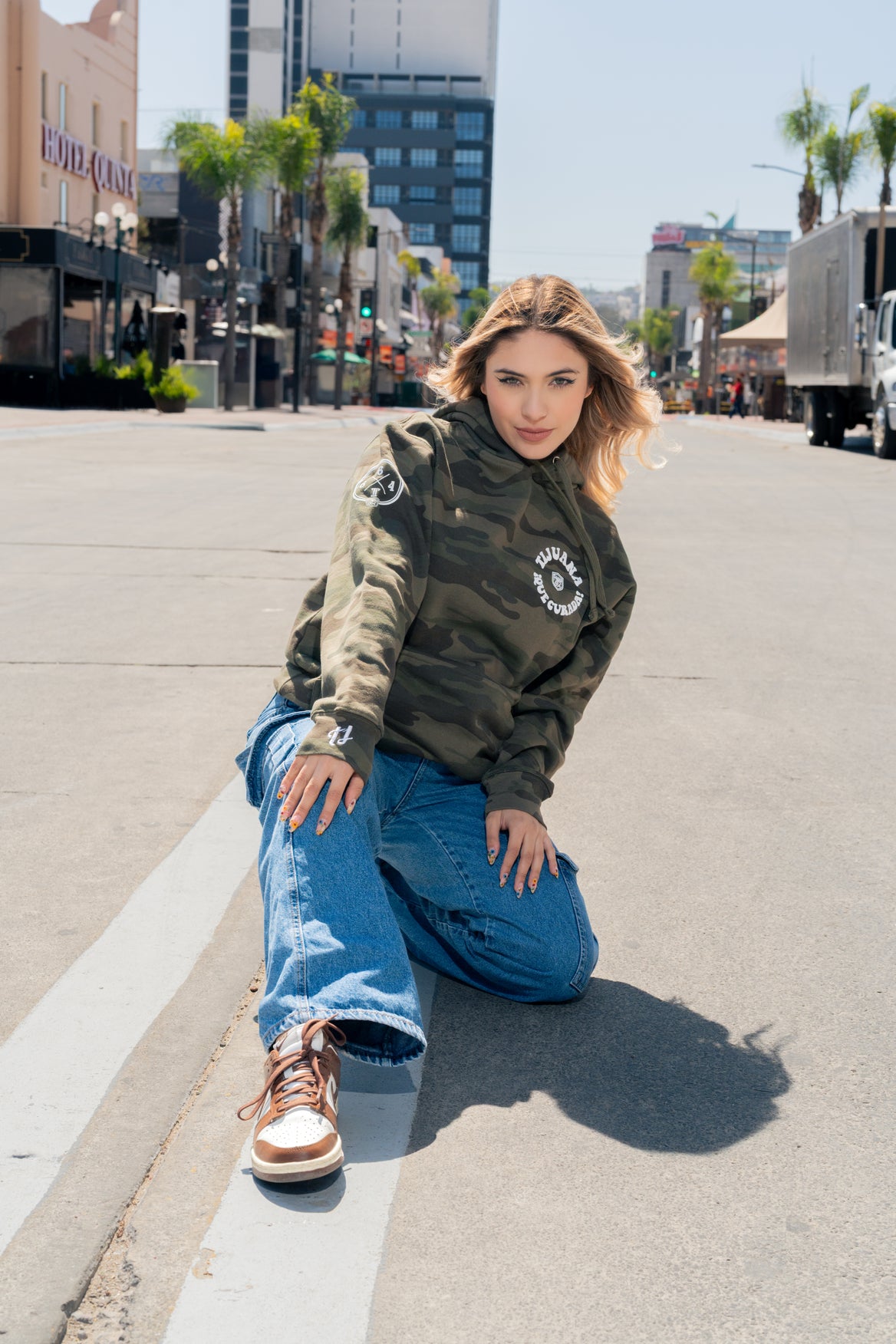 SUDADERA CAMUFLAJE - VERDE