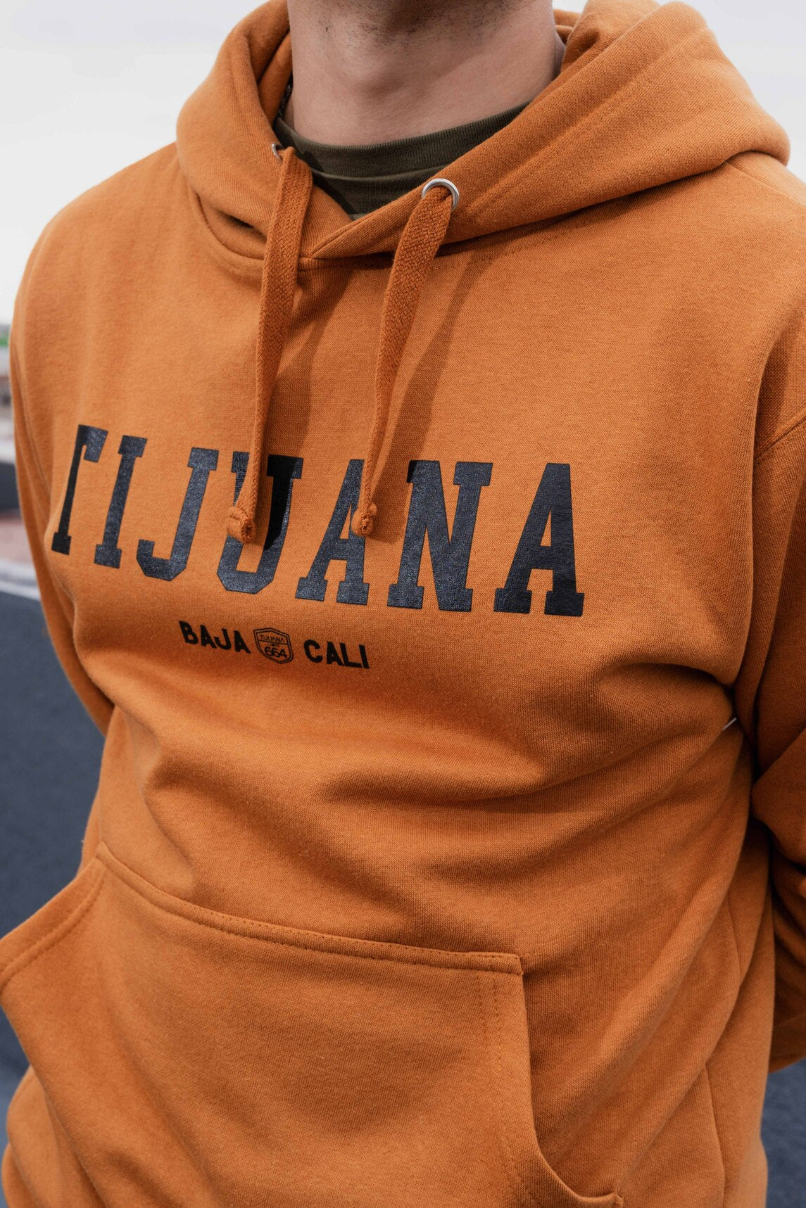 SUDADERA TIJUANA BAJA CALI - CAMEL