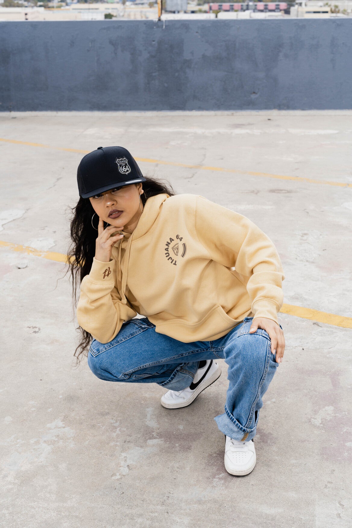 SUDADERA TIJUANA BC - BEIGE