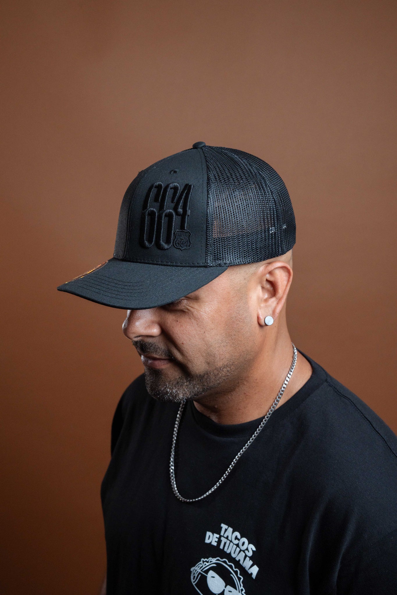 GORRA BORDADA 664 - NEGRA